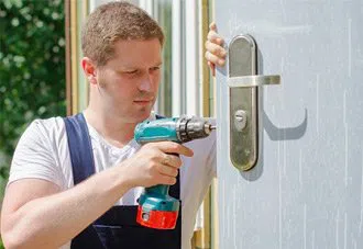 Metro Master Locksmith Lynbrook, NY 516-962-5482 Metro Master Locksmith Lynbrook, NY 516-962-5482 - 7-Lock-Changing